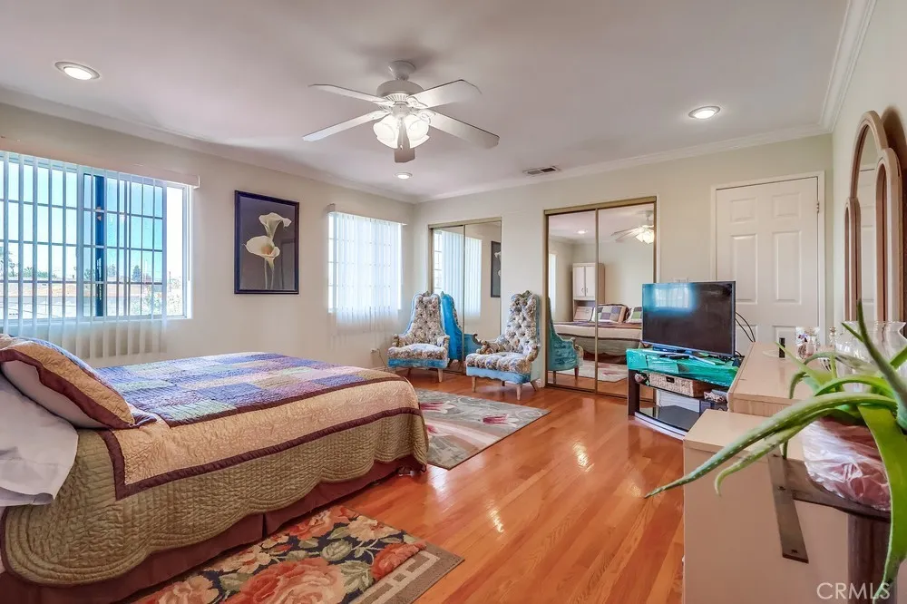 720 W 108th Street, Los Angeles, California 90044 home-pic-49